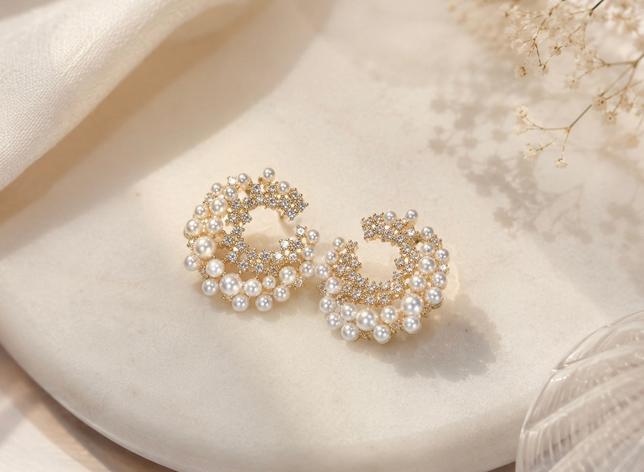 Luxury C-Shaped Pearl Earrings