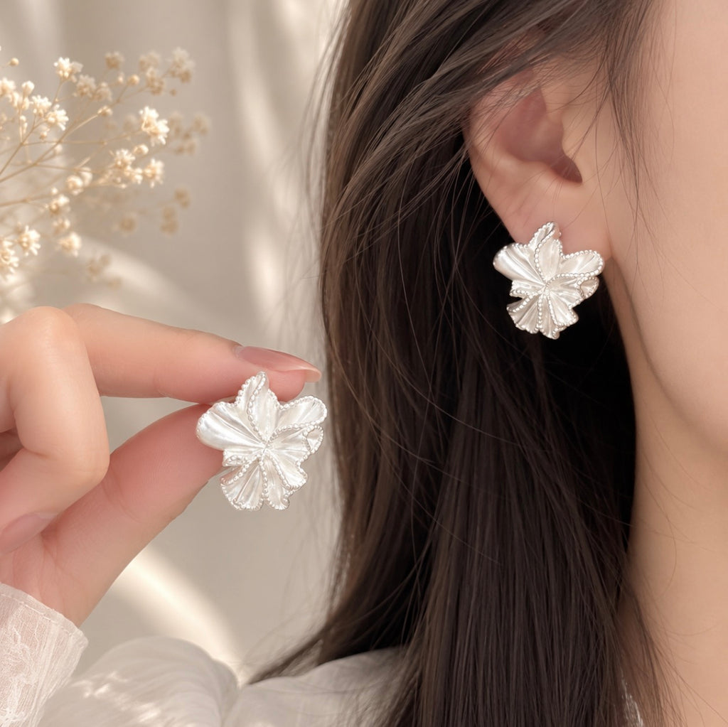 Abstract Petal Stud Earrings